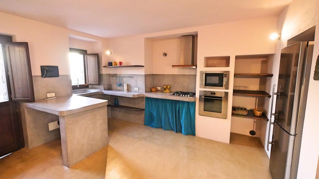 Tgi Dammusi Preziosi Apartment Scauri  ภายนอก รูปภาพ